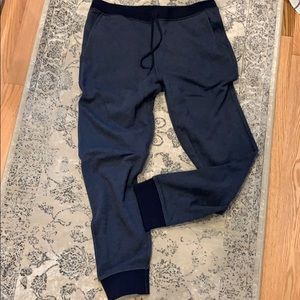 Men’s joggers